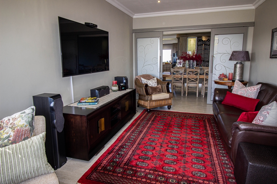 6 Bedroom Property for Sale in Kleinbaai Western Cape